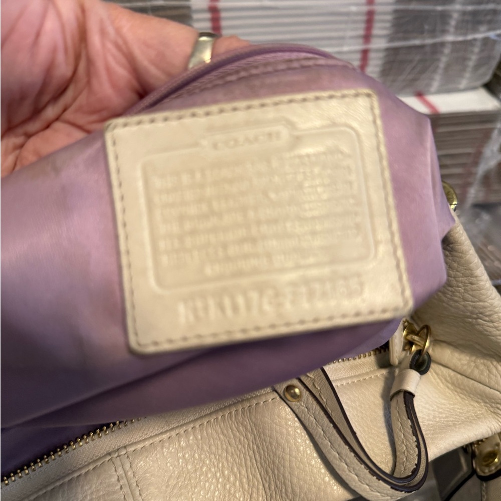 Coach Cream and Purple Leather Shoulder Bag